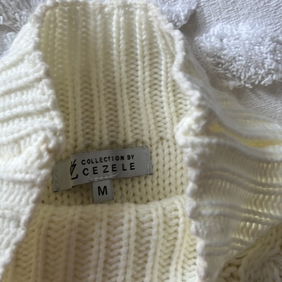 Collection by Cezele Sweater - Picture 3 of 4